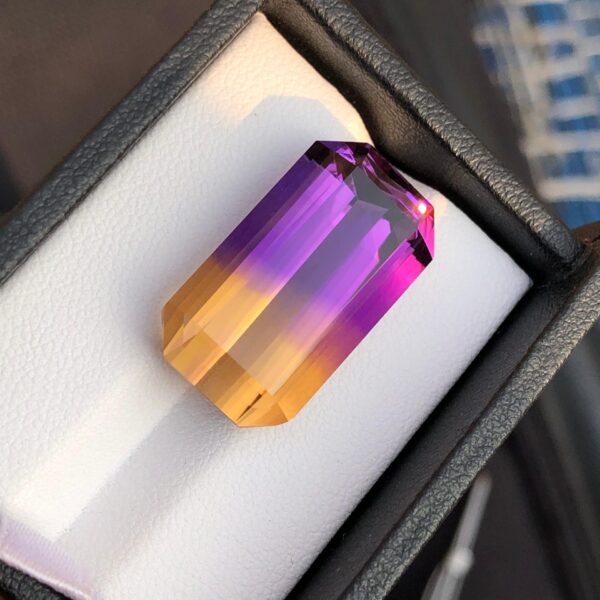 27 Carats Stunning Faceted Bi Colour Ametrine