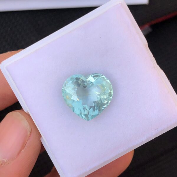 7.8 Carats Stunning Heart Shape Natural Aquamarine