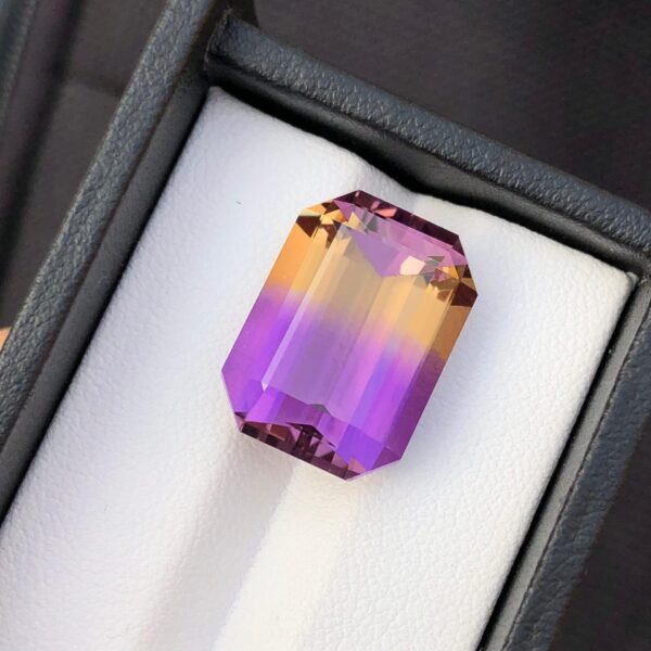 17 Carats Stunning Faceted Bi Colour Ametrine